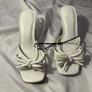 NWT INC International Concepts Women's White Heels 9